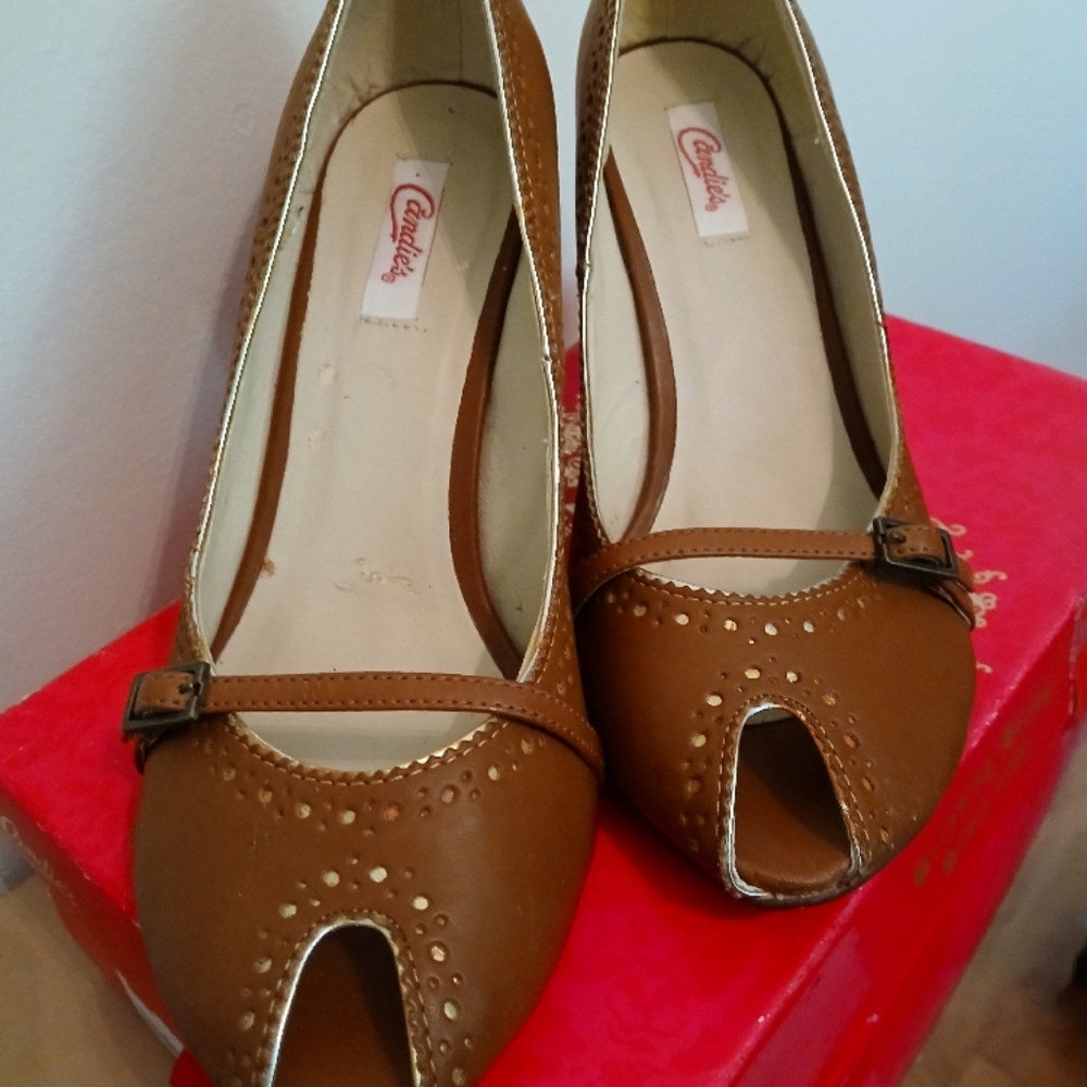 Candie's Brown Peep Toe Heels